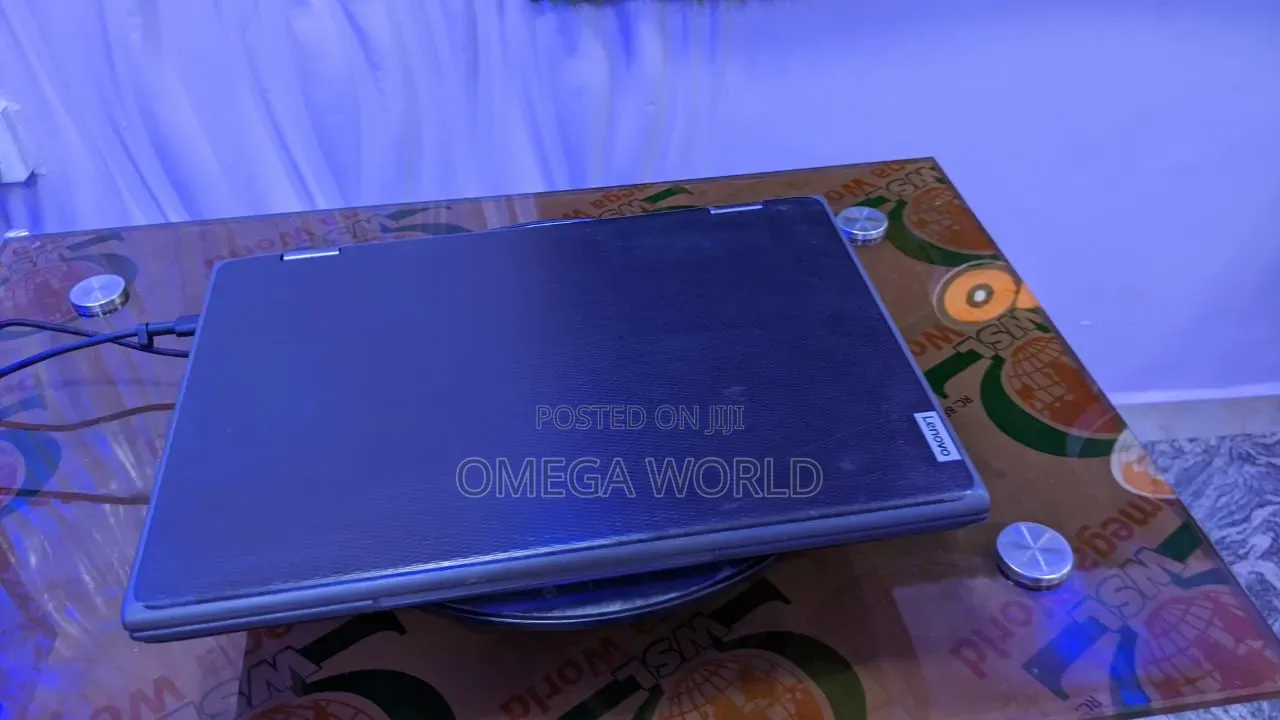 Laptop Lenovo 300e 4GB Intel SSD 128GB