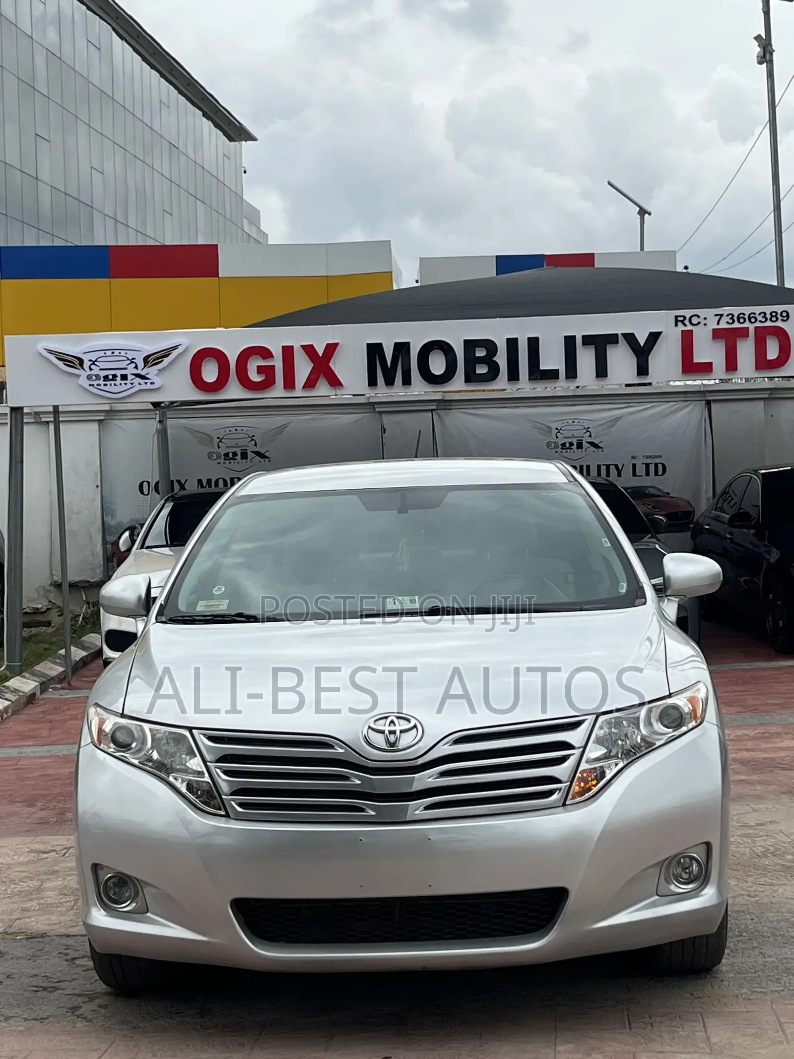 Toyota Venza 2010 Silver