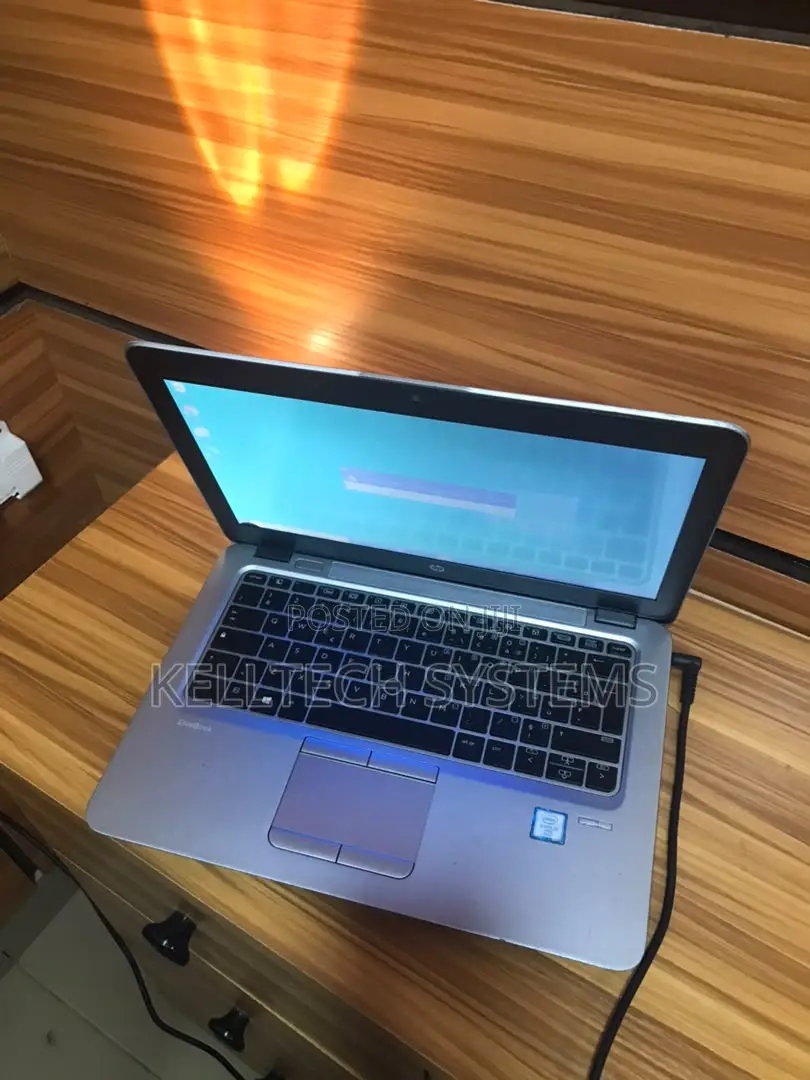 Laptop HP EliteBook 820 G3 8GB Intel Core i5 SSD 256GB