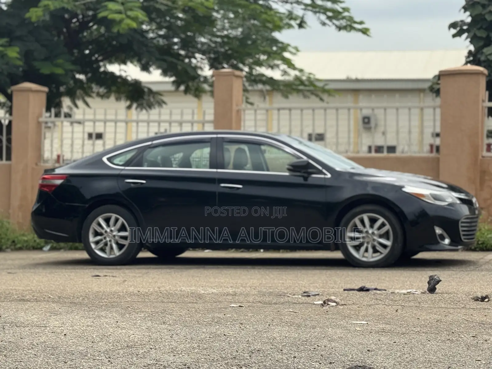 Toyota Avalon XLE 4dr Sedan (3.5L 6cyl 6A) 2015 Black