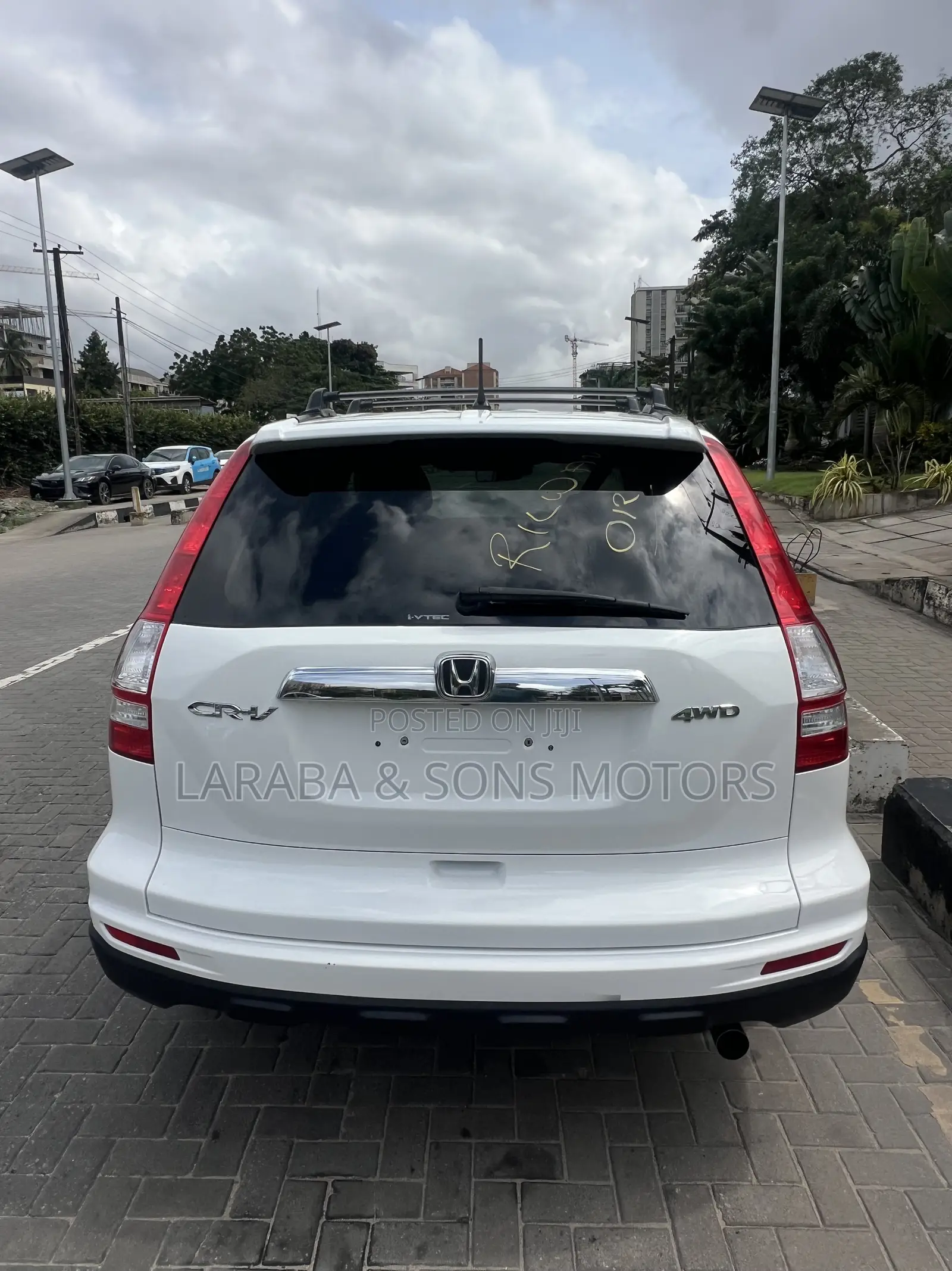 Honda CR-V LX 4dr SUV AWD (2.4L 4cyl 5A) 2012 White