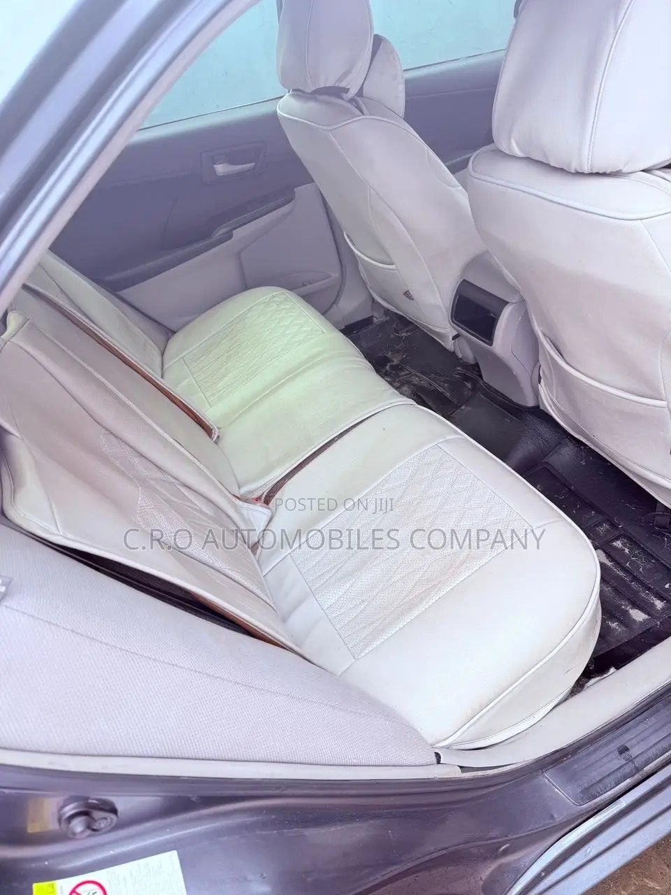 Toyota Camry LE 4dr Sedan (2.5L 4cyl 6A) 2013 Gray
