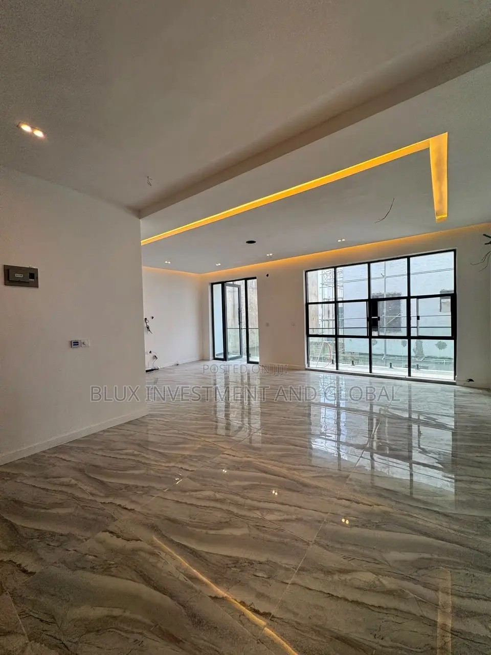 3bdrm Apartment in Platinum Way, Osapa london for sale
