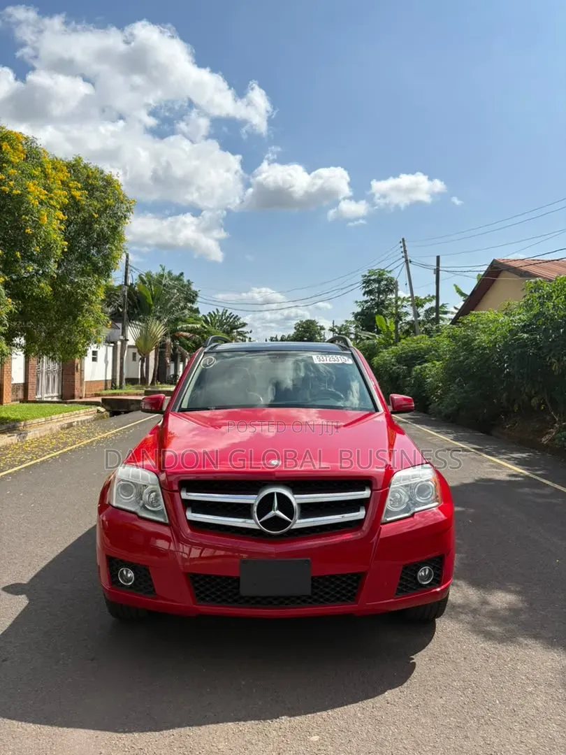 Mercedes-Benz GLK-Class 350 4MATIC 2011 Red