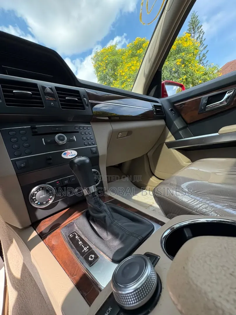 Mercedes-Benz GLK-Class 350 4MATIC 2011 Red