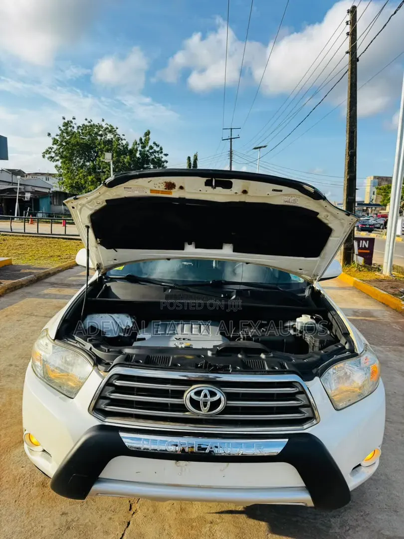 Toyota Highlander 2009 White