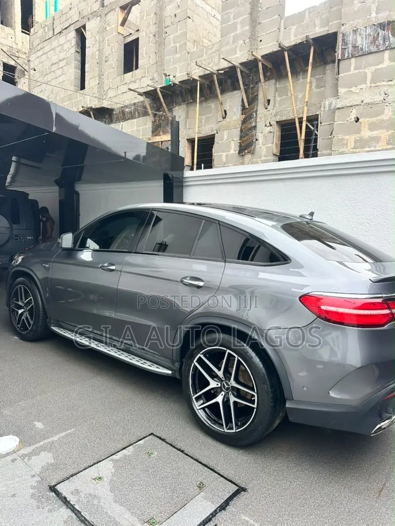 Mercedes-Benz GLE-Class AMG GLE 43 4MATIC 2018 Gray