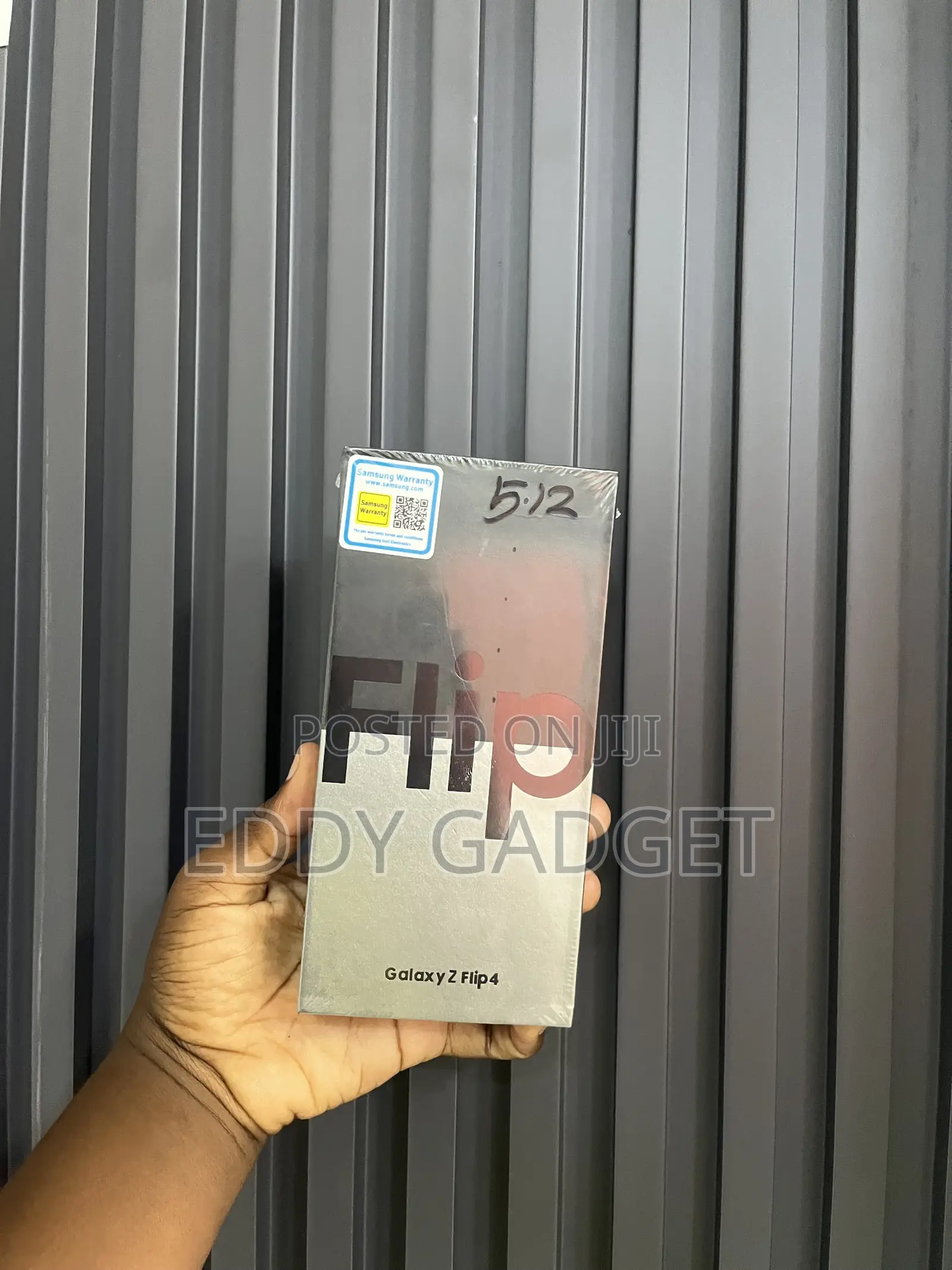 New Samsung Galaxy Z Flip4 512 GB Purple