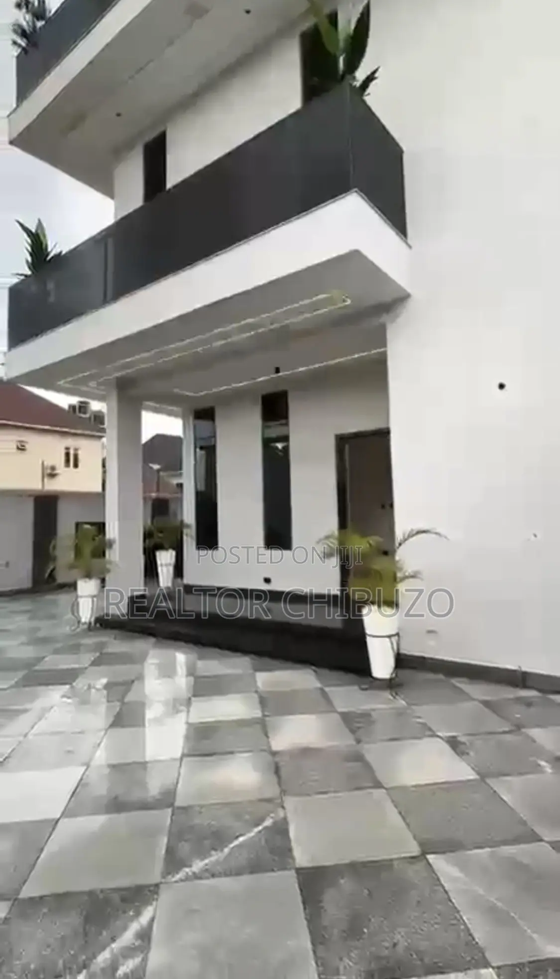 Furnished 5bdrm Duplex in Apo Resettlement for sale