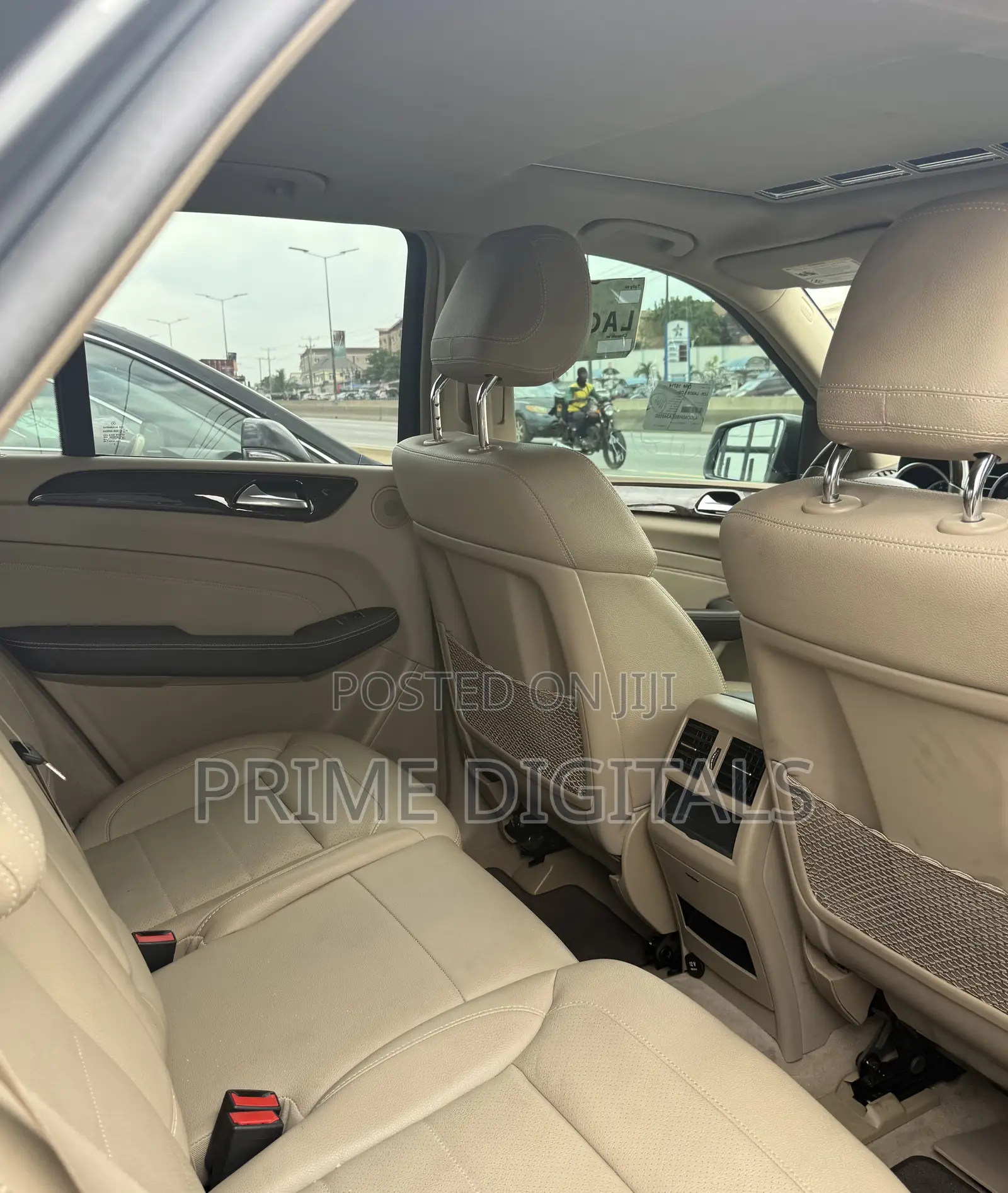Mercedes-Benz M Class ML350 4MATIC 4dr SUV AWD (3.5L 6cyl 7A) 2014