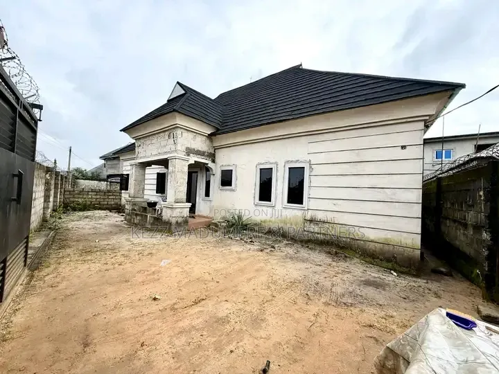 3bdrm Bungalow in Apu Road Rukpokwu for sale