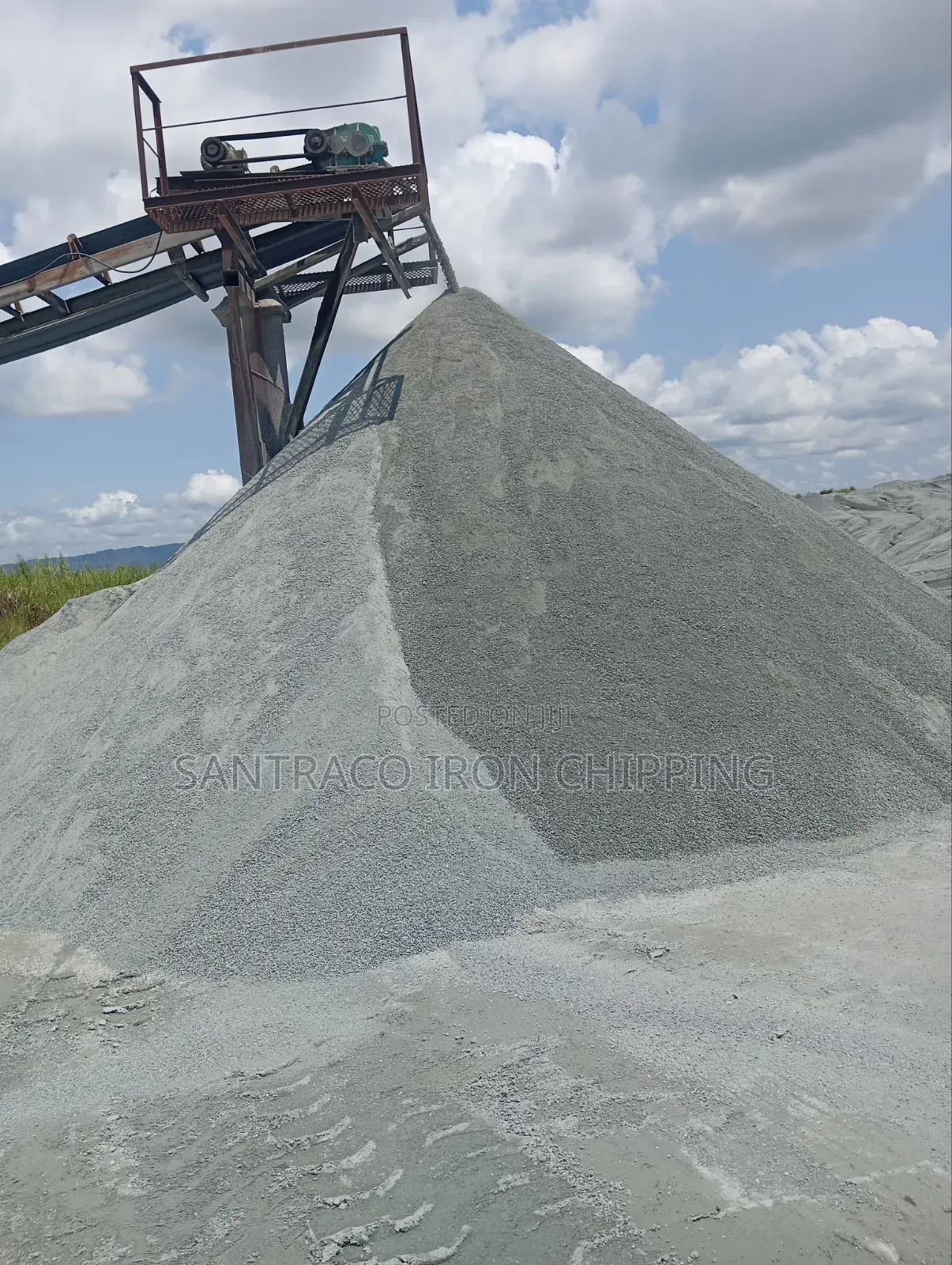 SolidRock Aggregates - Premium Granite for Strong Structures`