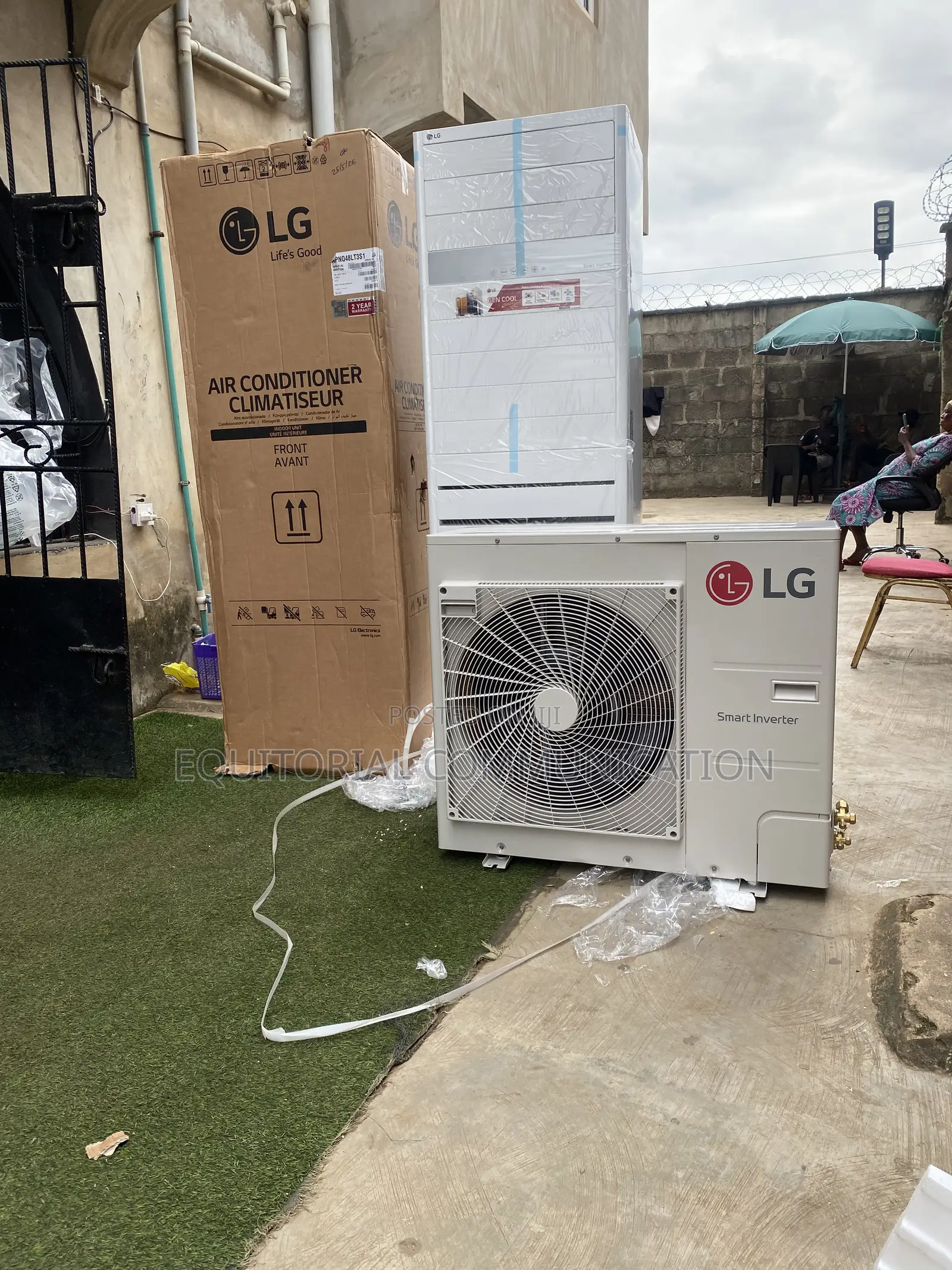 LG Premium Smart Inverter Air Conditioning Unit