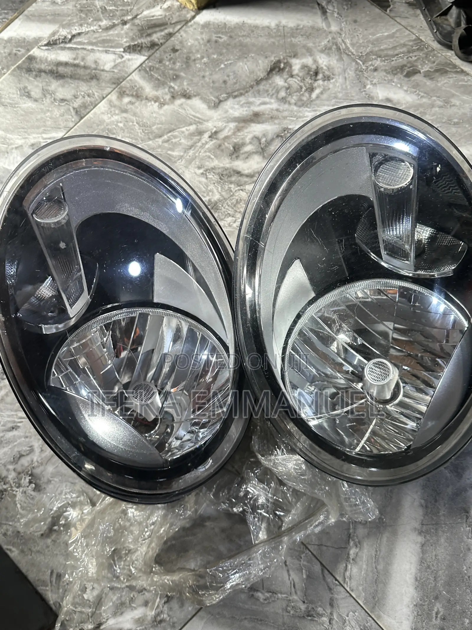 Headlights Volkswagen Beetle 2013