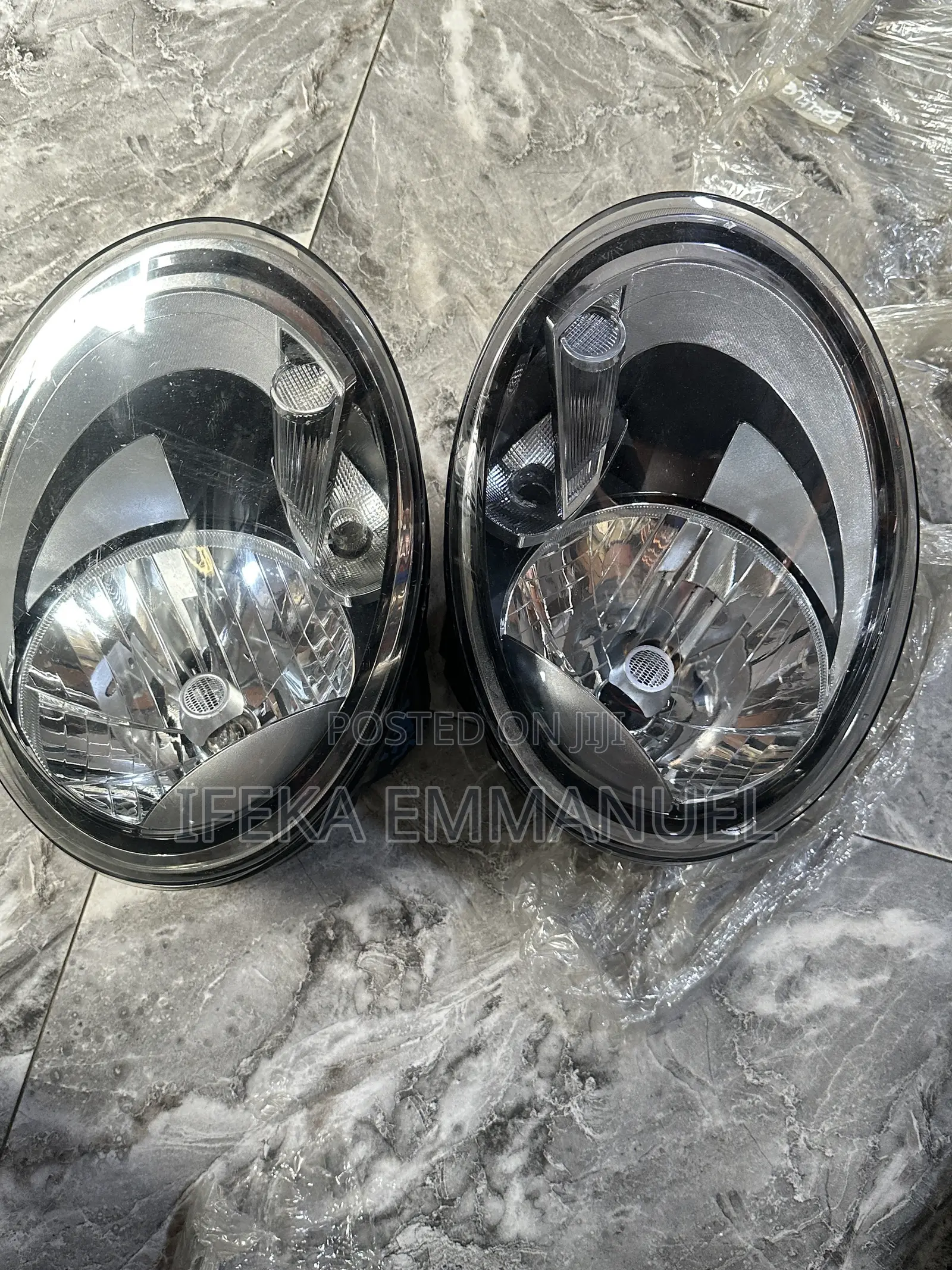 Headlights Volkswagen Beetle 2013