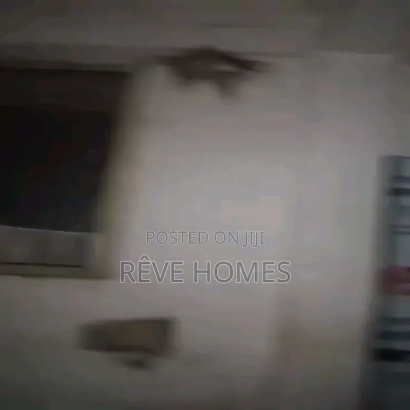 Studio Apartment in Adekunle for rent