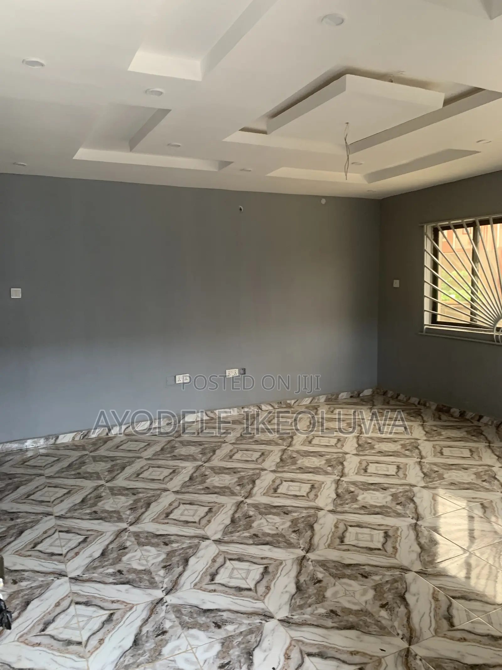 Furnished 3bdrm Apartment in Agric Road, Igando / Ikotun/Igando