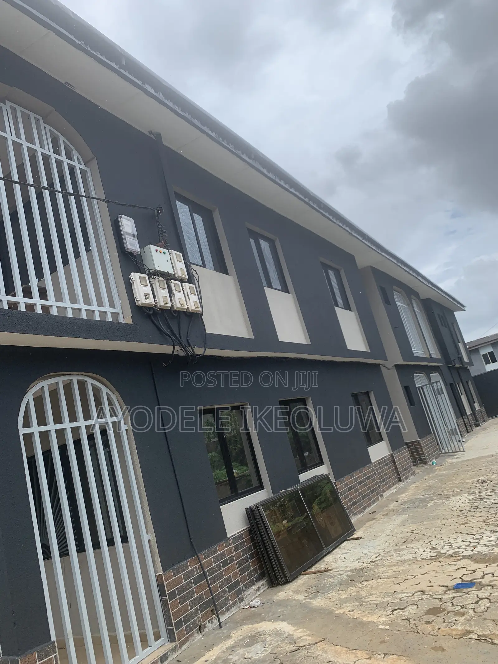 Furnished 3bdrm Apartment in Agric Road, Igando / Ikotun/Igando