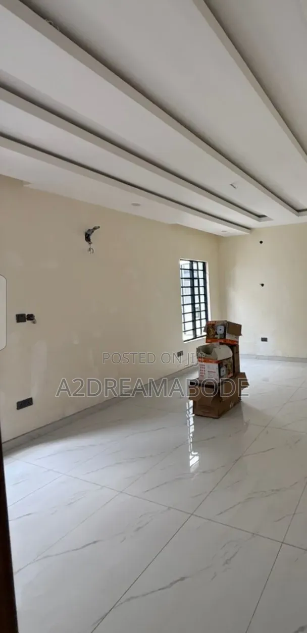 5bdrm Duplex in Ogudu for rent