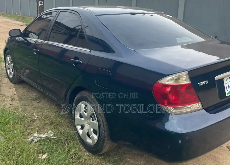 Toyota Camry 2004 Blue