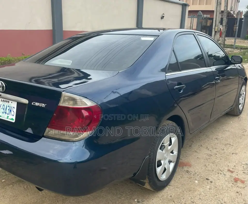 Toyota Camry 2004 Blue