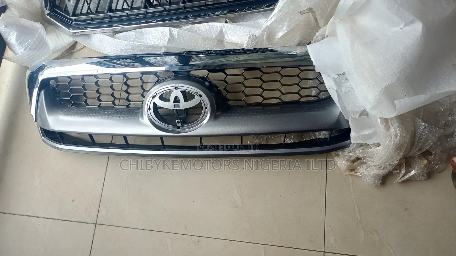Front Grill Toyota Hilux 2008_2009