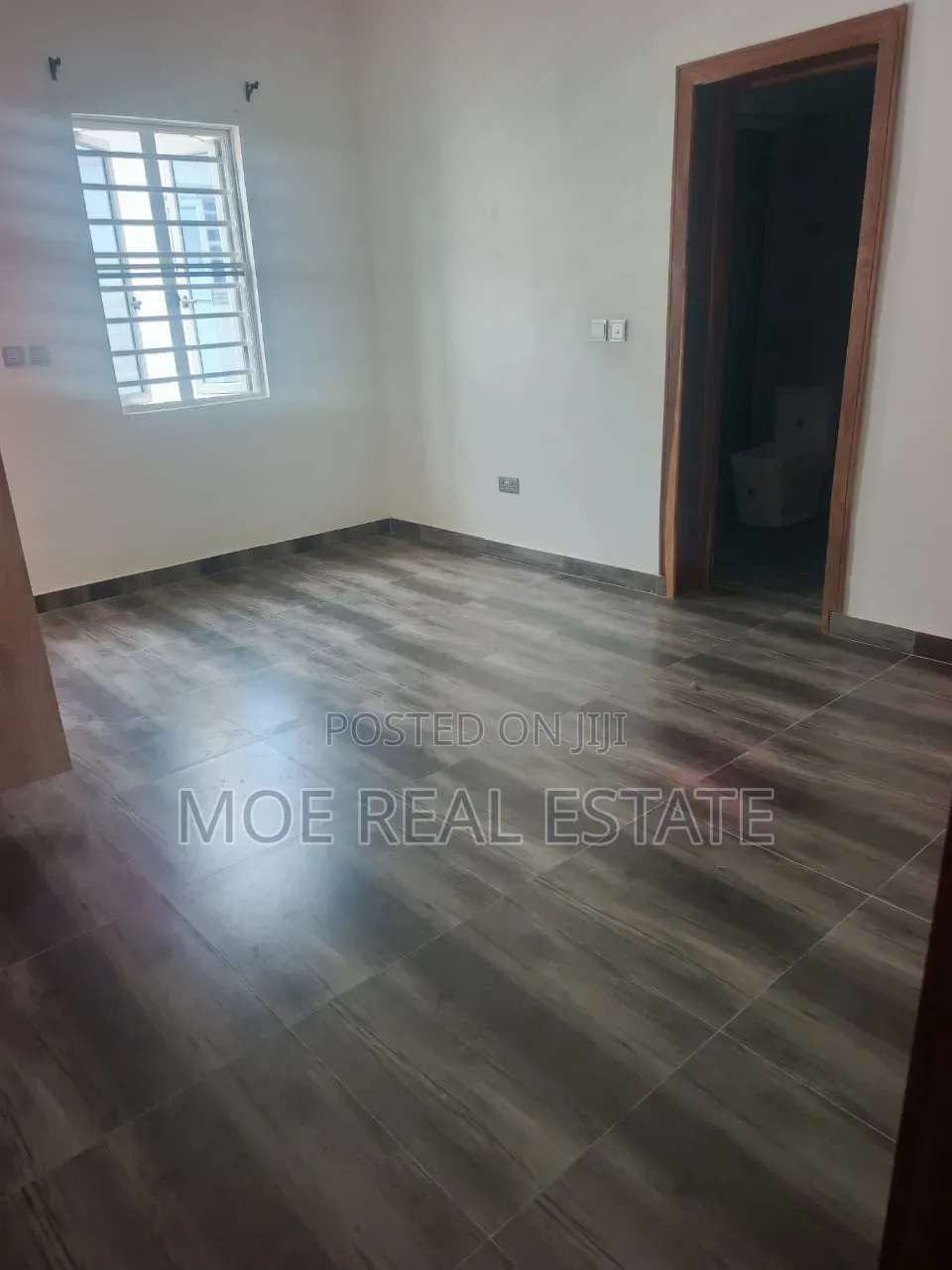 3bdrm Block of Flats in U3 Estate, Lekki Phase 1 for rent
