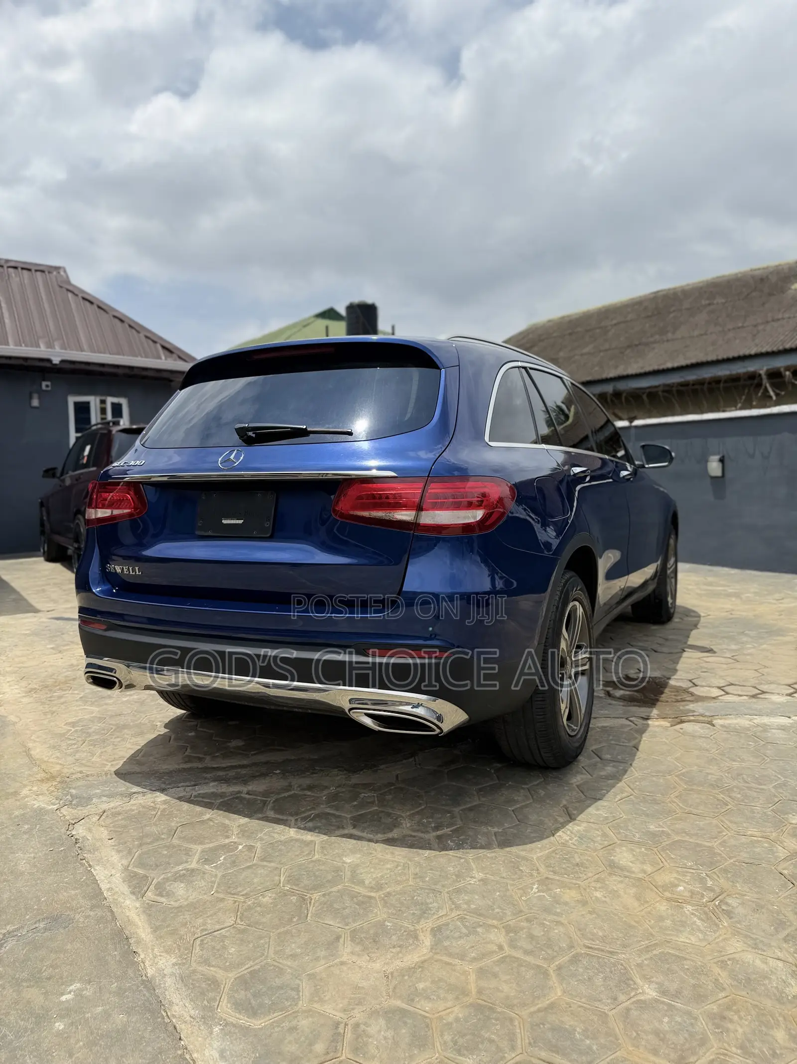 Mercedes-Benz GLC-Class 2019 Blue