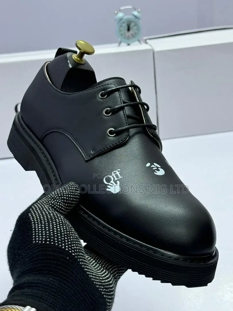 Italian Made Men’s Black Leather Lace-Up Shoes – Fully Boxed