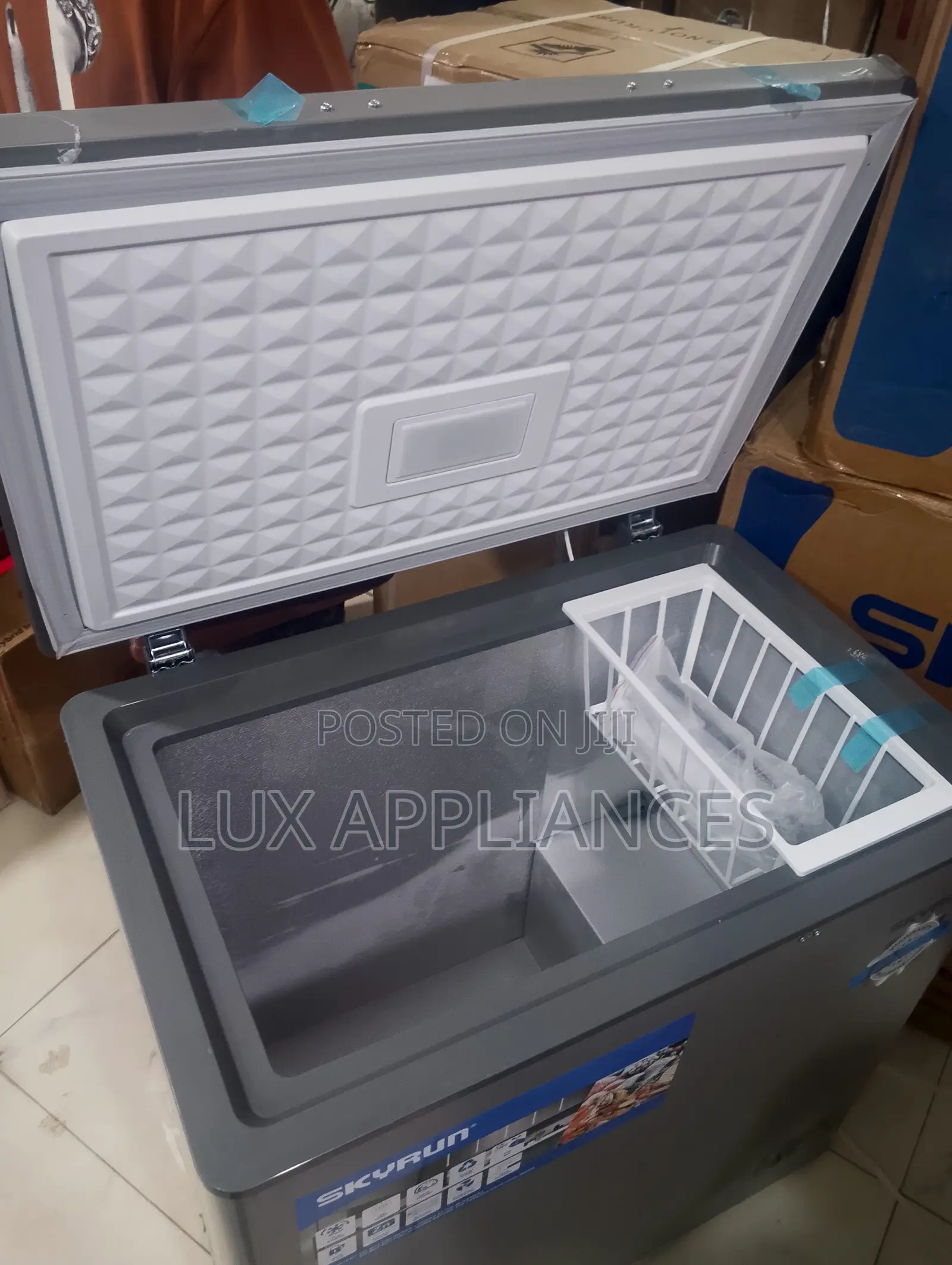 Skyrun Bd-155hw Food Freezer 155l