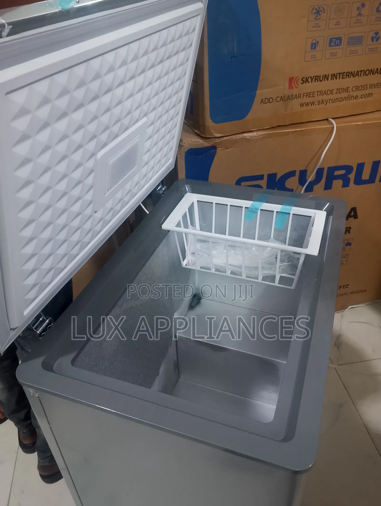 SKYRUN BD-155HW Spacious Chest Freezer
