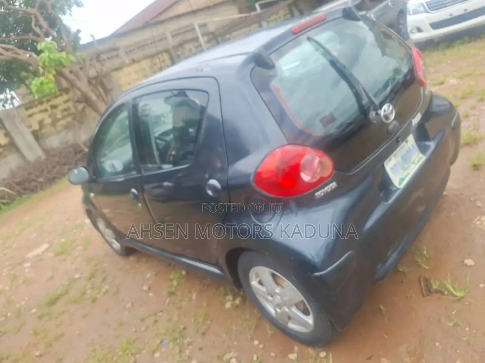 Toyota Aygo 2010 Gray
