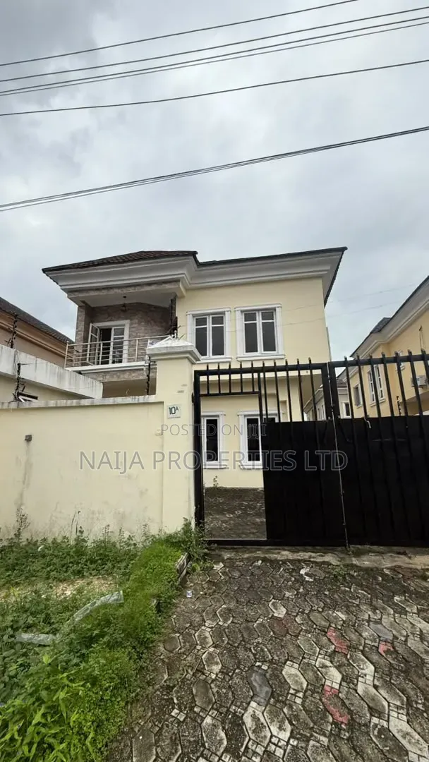 5bdrm Duplex in Ikota for rent