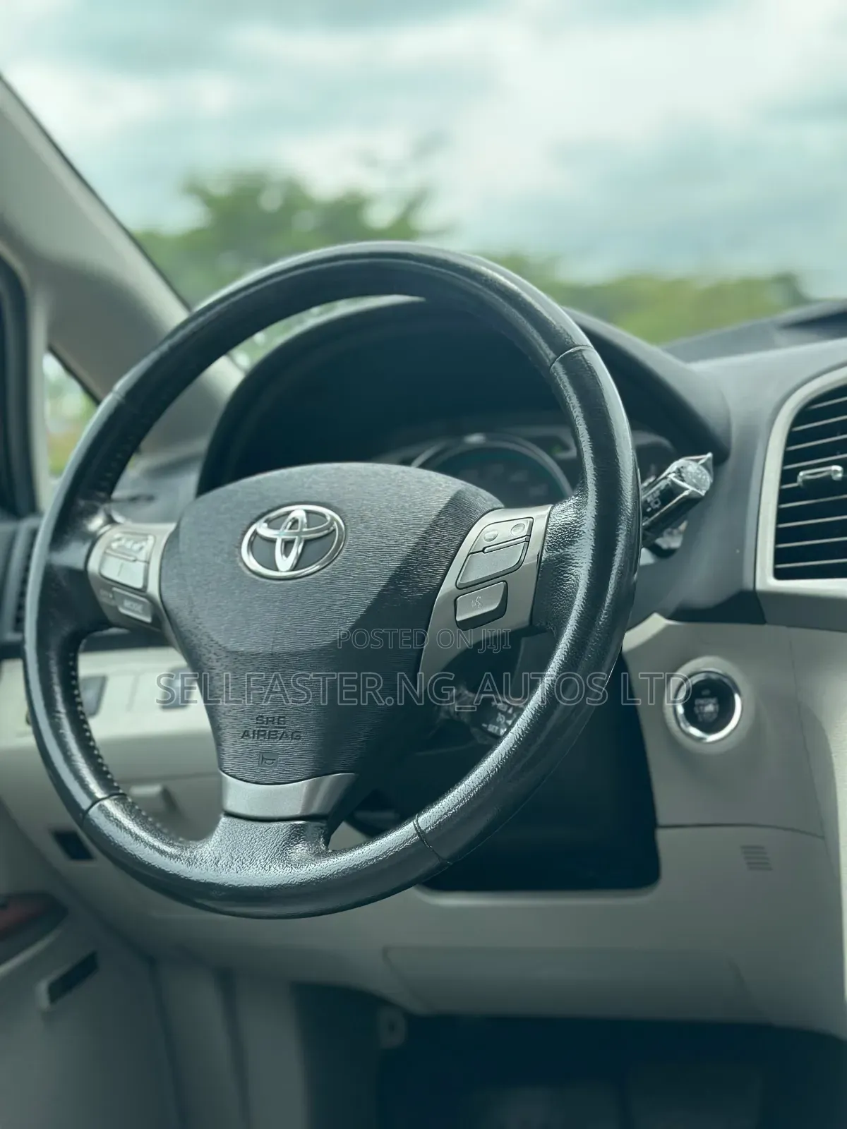 Toyota Venza 2011 Gray