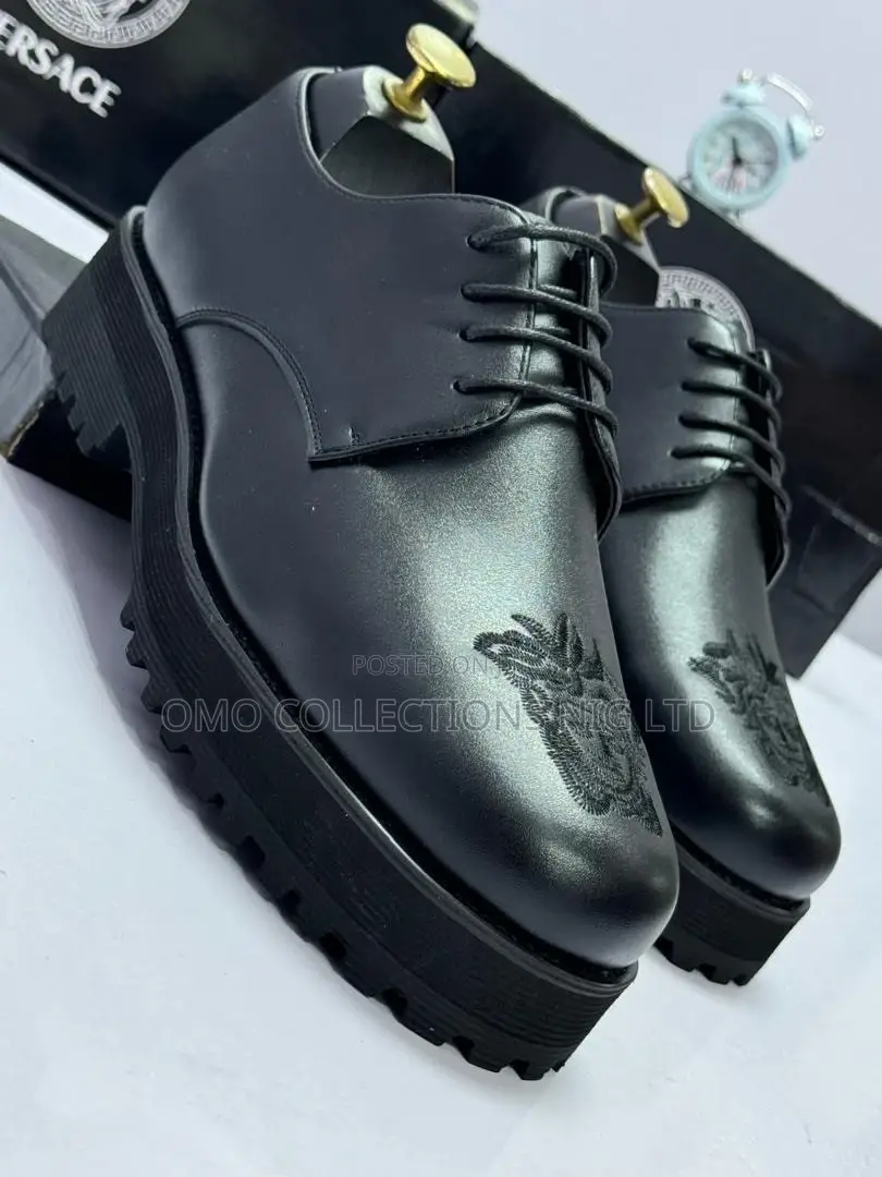 Versace Men’s Black Leather Lace-Up Shoes With Logo Detail–Fully Boxed