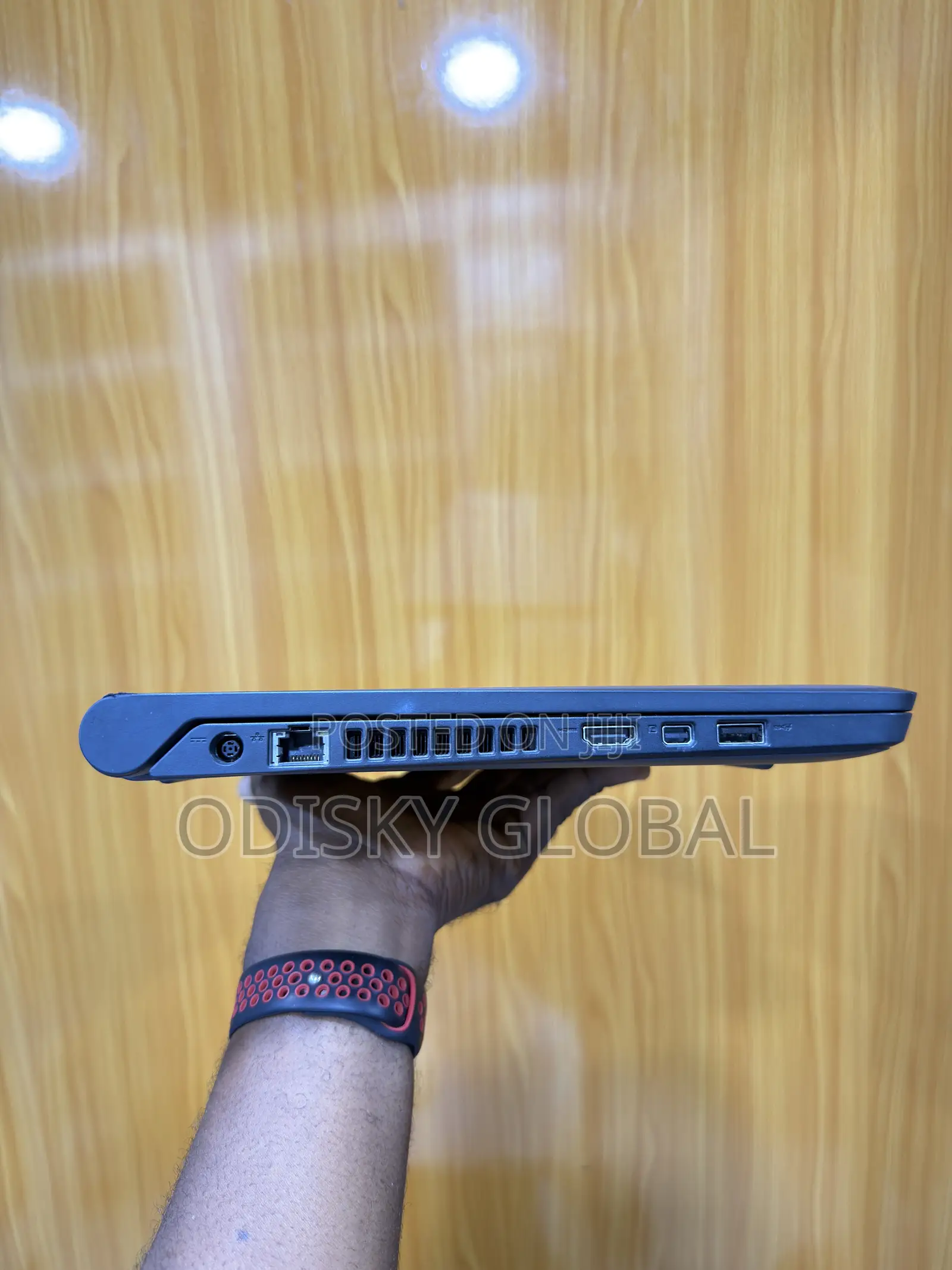 Laptop Dell Latitude 3350 8GB Intel Pentium HDD 500GB