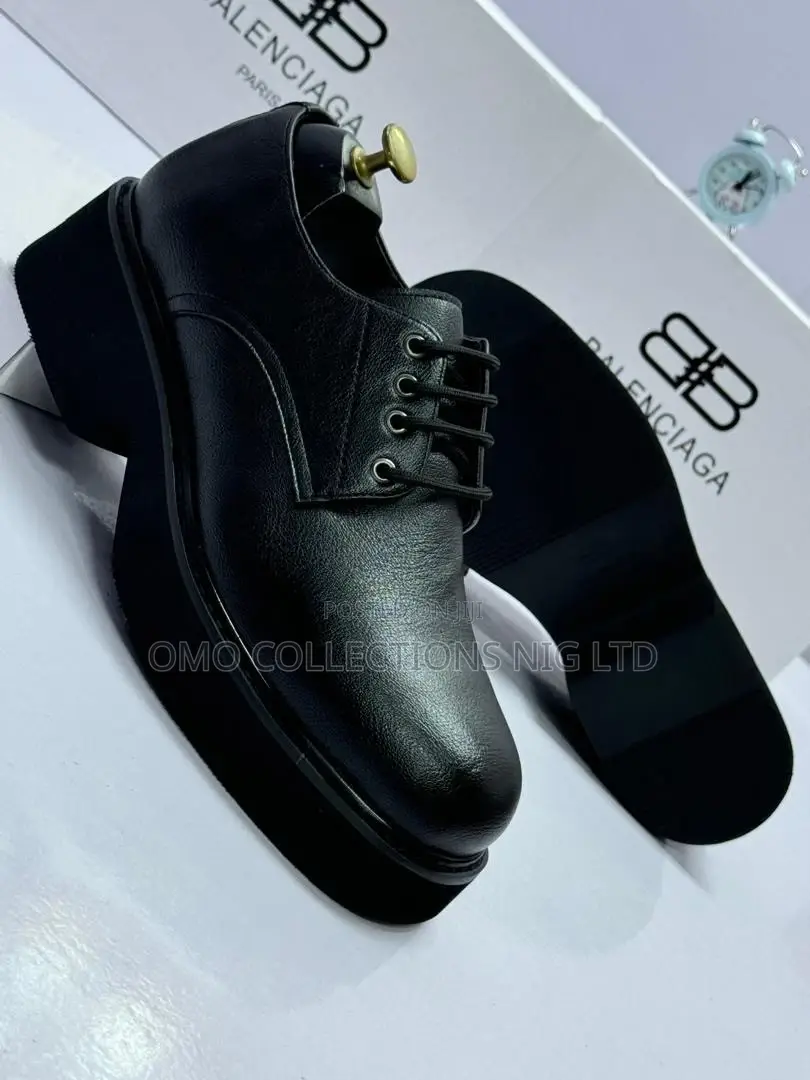 Balenciaga Men’s Black Leather Lace-Up Platform Shoes – Fully Boxed