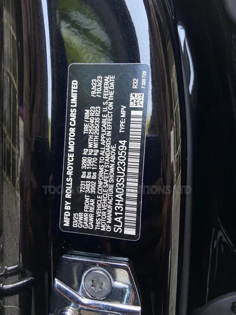 New Rolls-Royce Cullinan 2025 Black