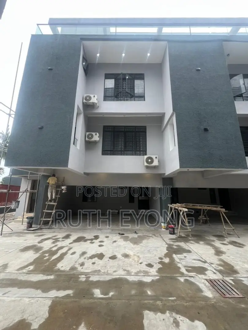 4bdrm Townhouse/Terrace in Vi Main, Victoria Island Extension for sale