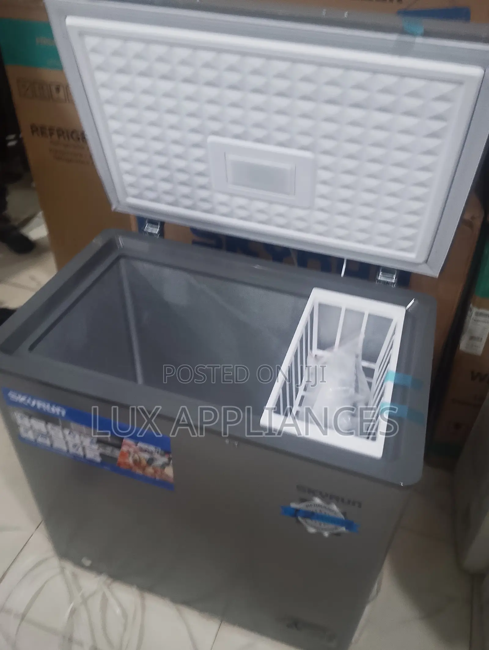 SKYRUN 155L Chest Freezer for Frozen Products