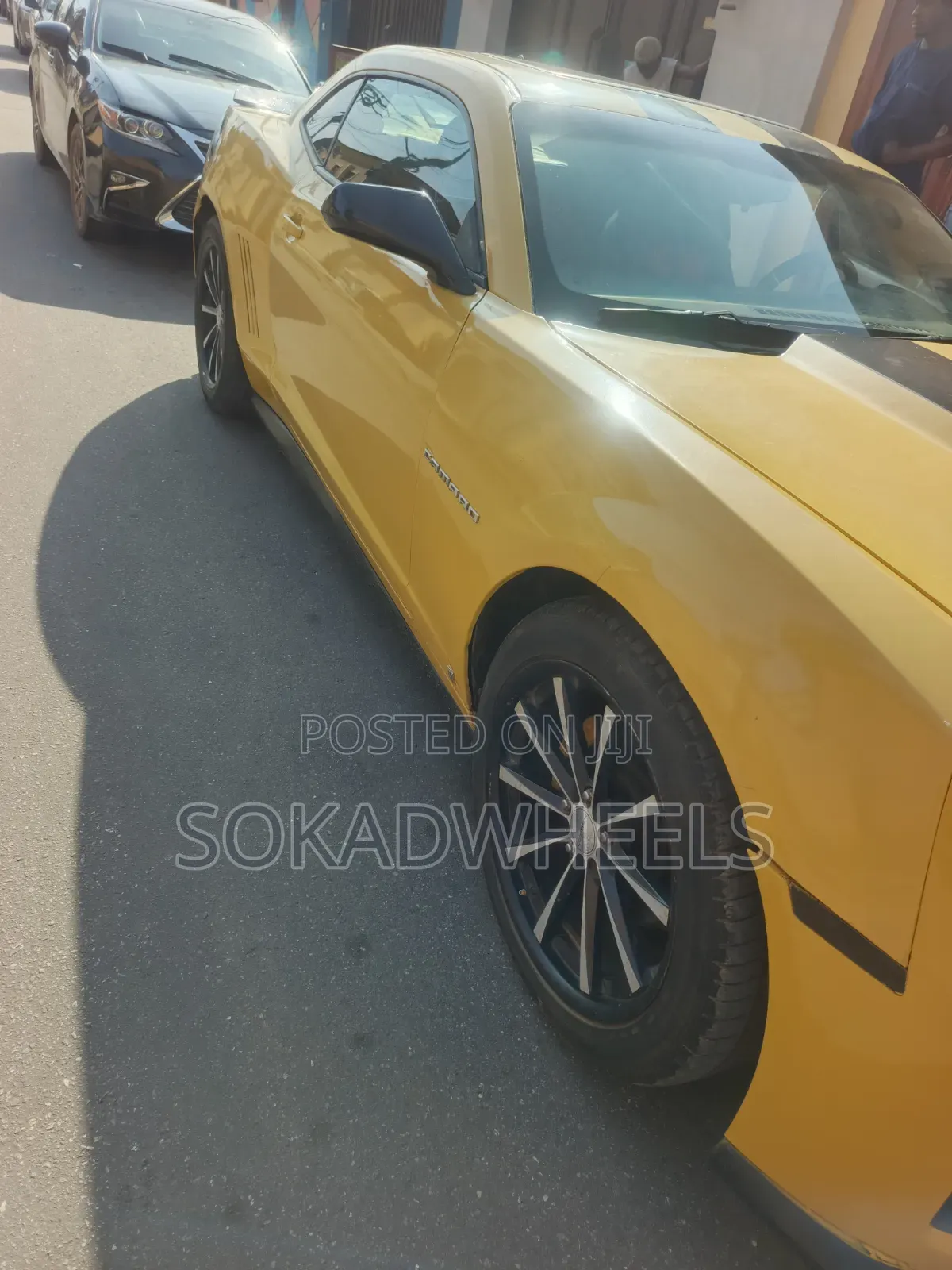 Chevrolet Camaro 2LT 2010 Yellow