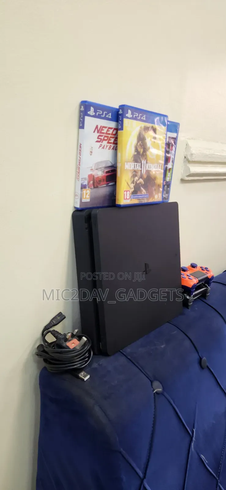 Clean Ps4 Slim Cracked With 6 Games Inside