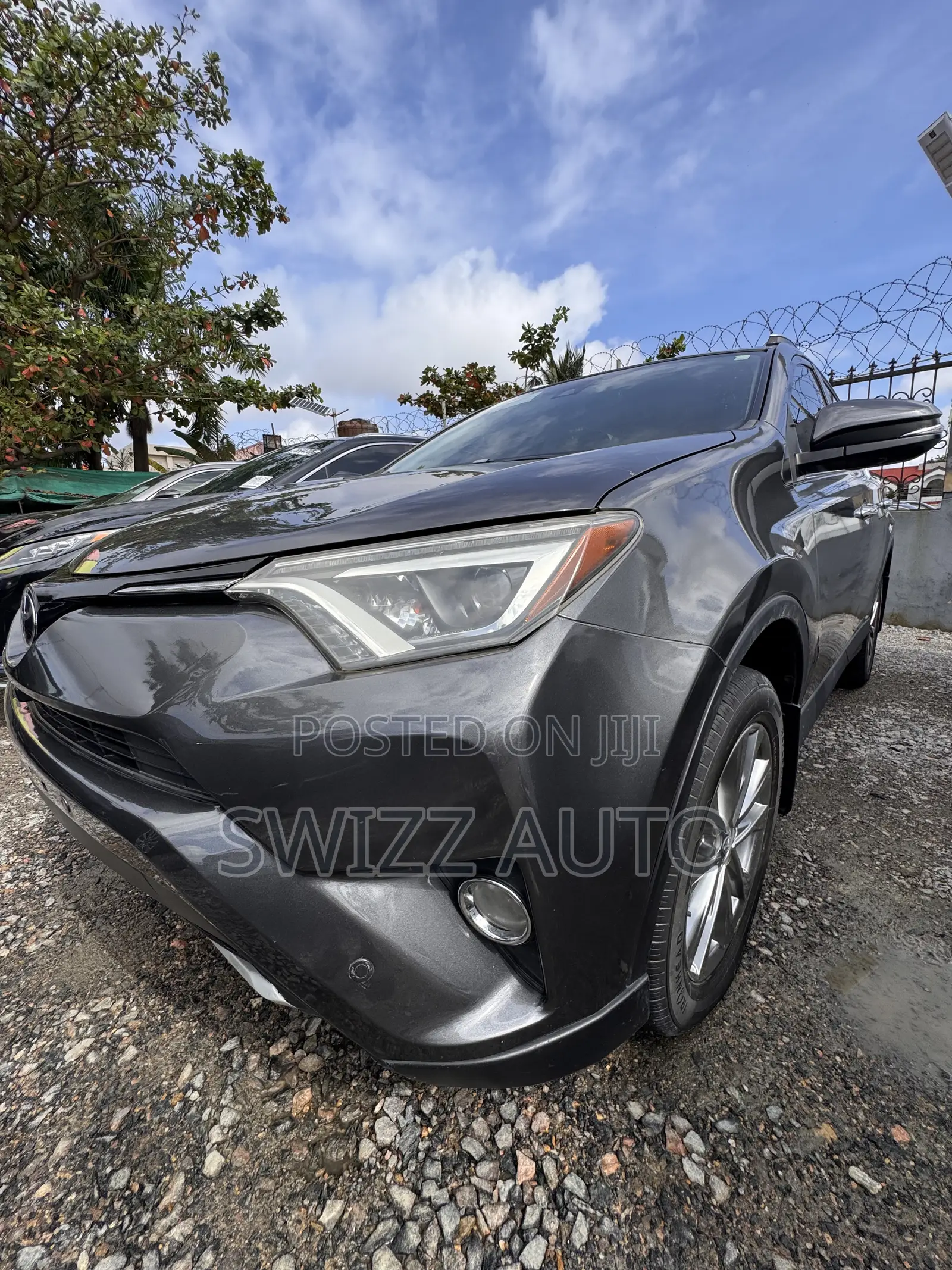 Toyota RAV4 2018 Gray