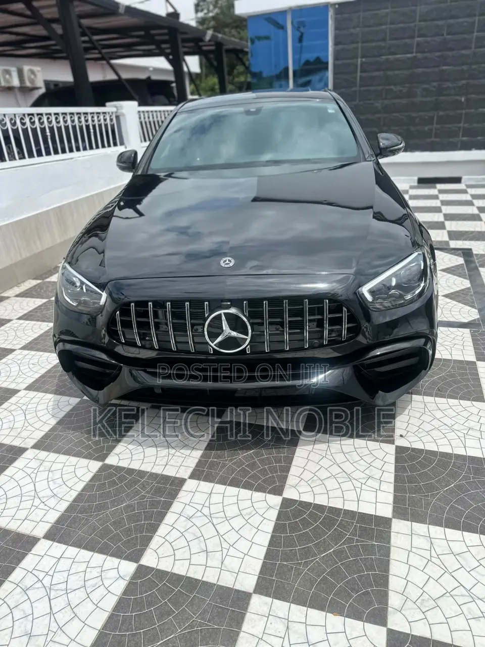 Mercedes-Benz E300 4Matic AWD Sedan (2.0L 4cyl 9A) 2017 Black