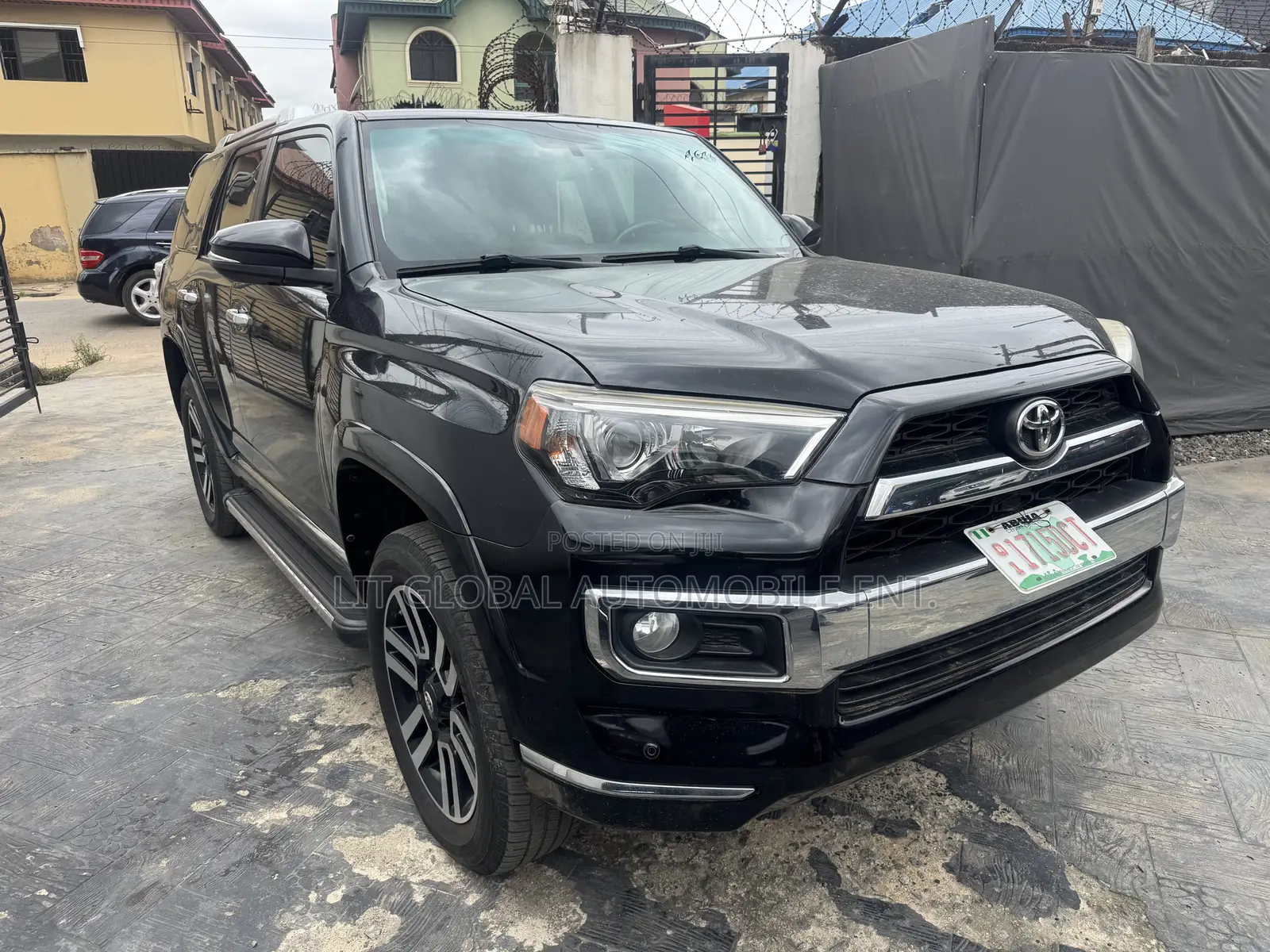 Toyota 4-Runner 2015 Black