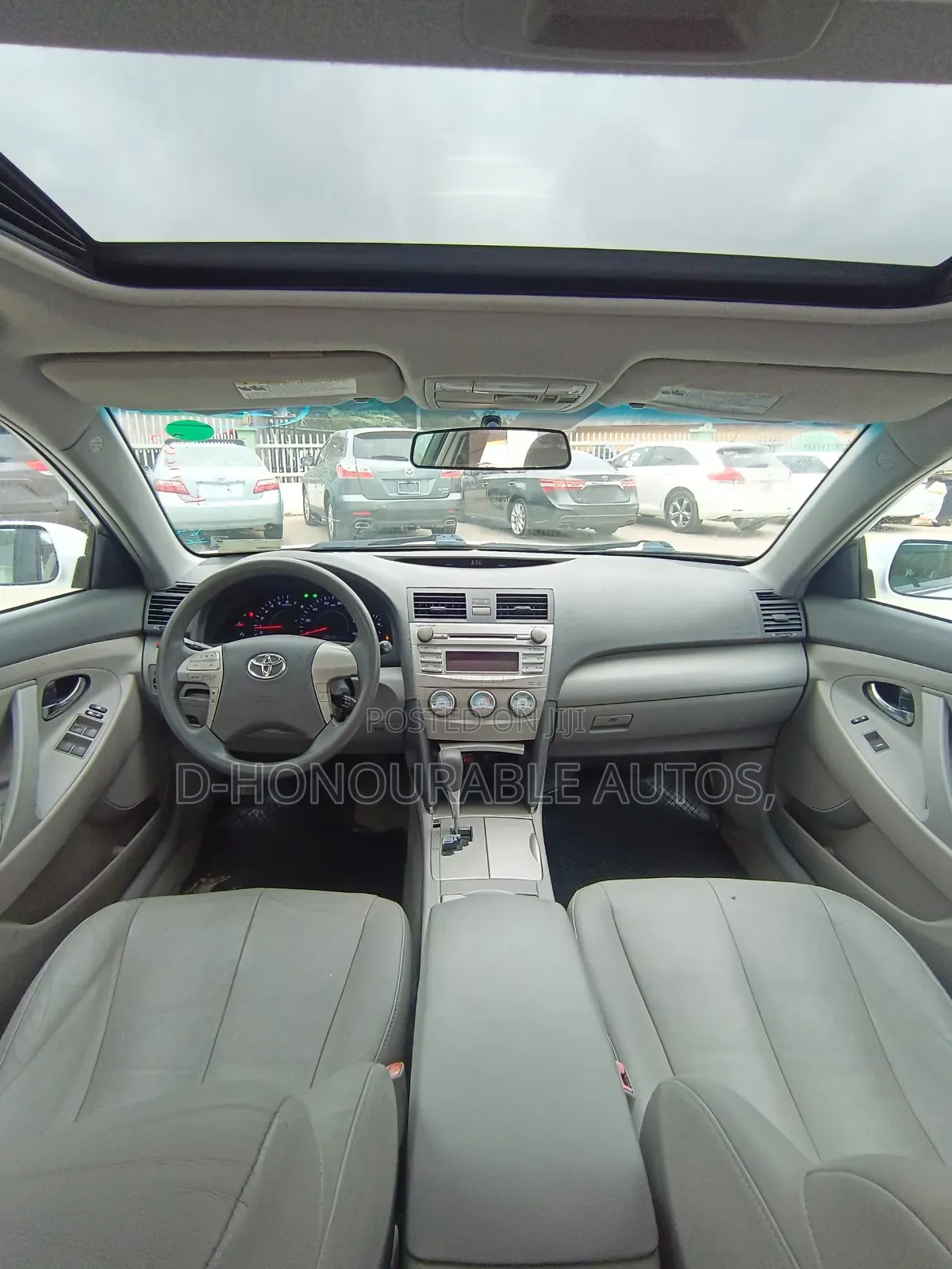 Toyota Camry LE 4dr Sedan (2.5L 4cyl 6AM) 2010 White