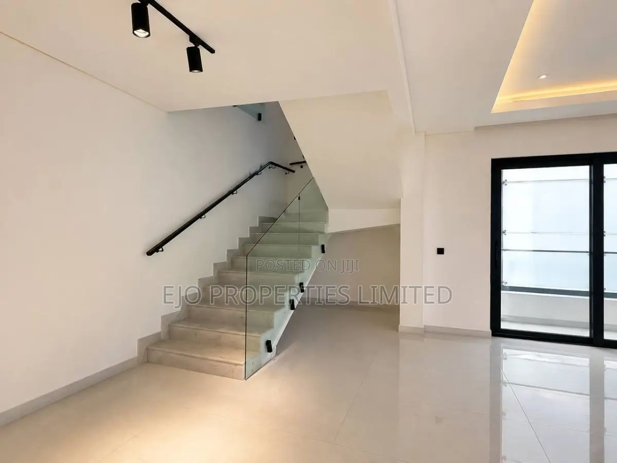 4bdrm Maisonette in Old Ikoyi for sale