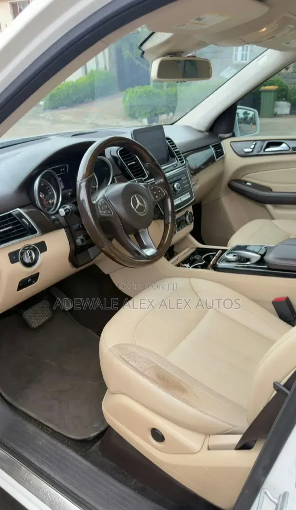 Mercedes-Benz GLE-Class 2018 White