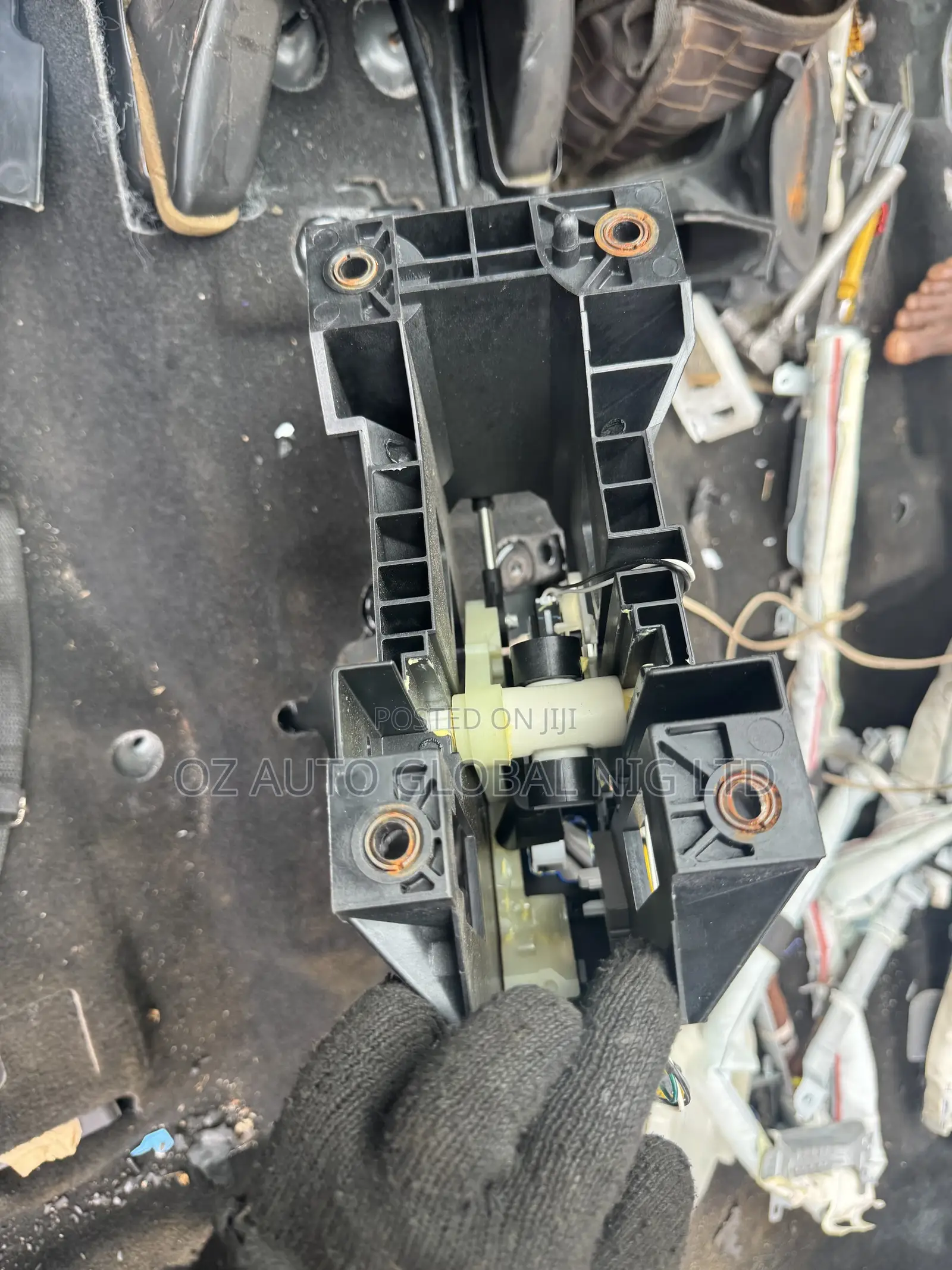 Renault Koleos Gear Selector Assembly – Direct Tokunbo