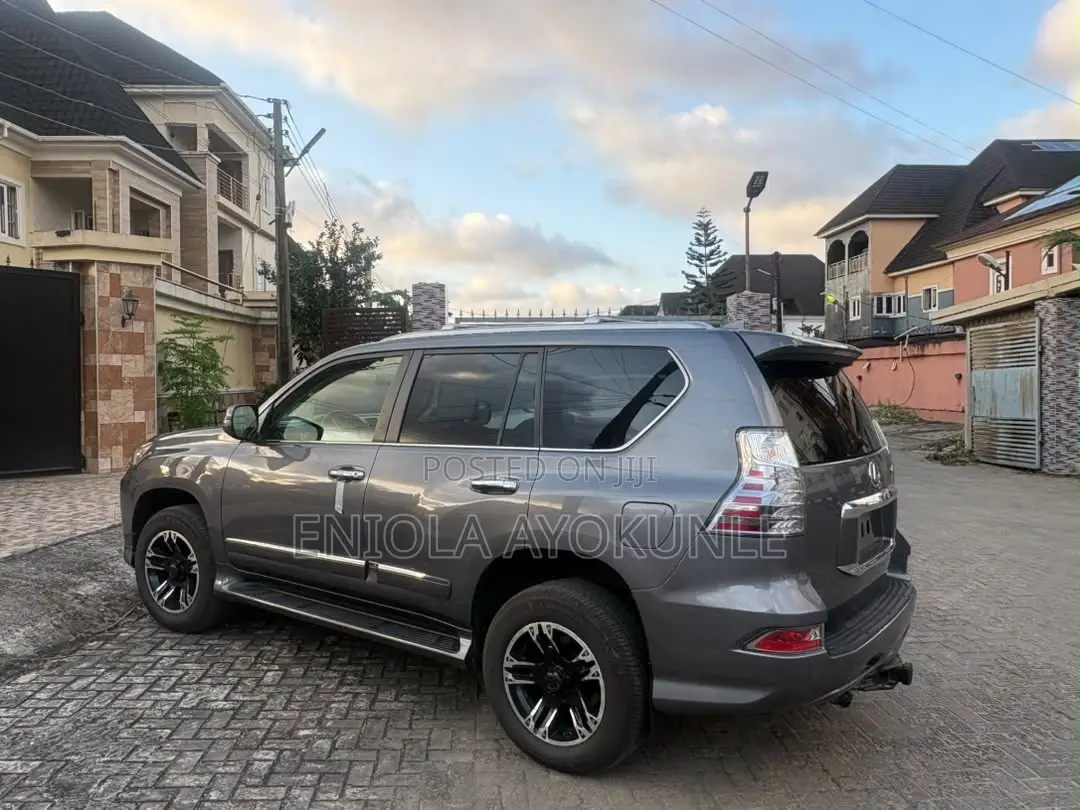 Lexus GX 2016 Gray